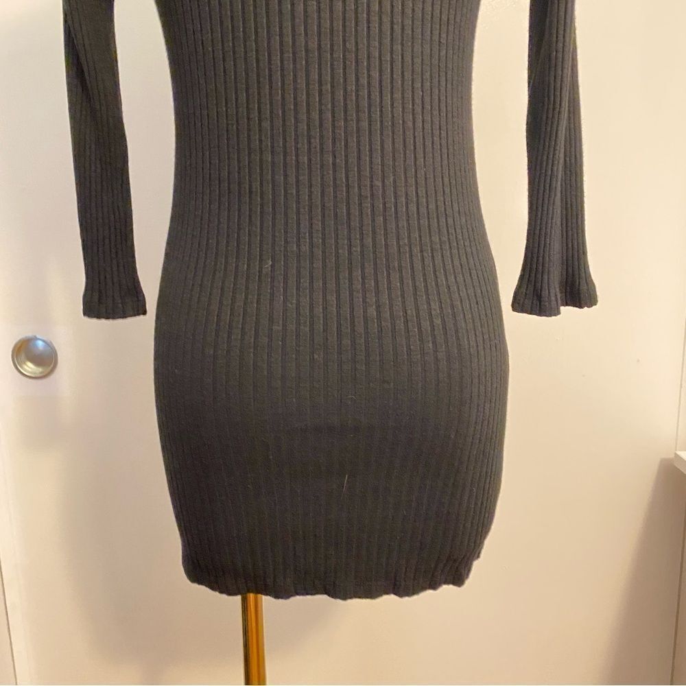 Monrow Black Ribbed Turtle Neck 3/4 Sleeve Knit Mini Dress Size Small - Picture 8 of 14